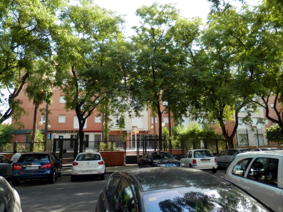 Apartamentos Vertice Bib Rambla Seville Exterior photo