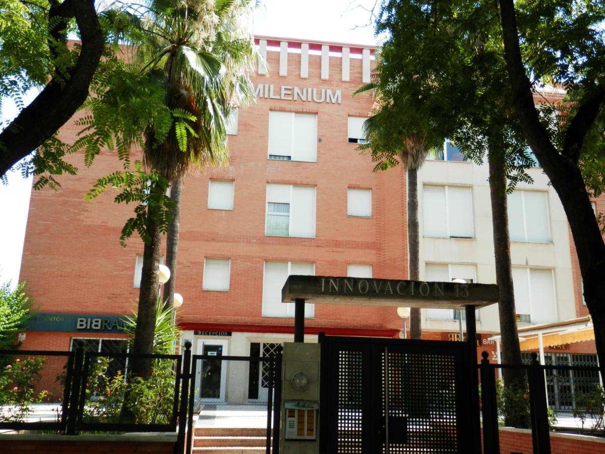 Apartamentos Vertice Bib Rambla Seville Exterior photo